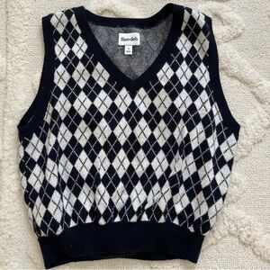 Aritzia Blur and White Argyle Sweater Vest Crop Top